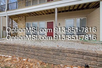 3705 NE 72nd St in Gladstone, MO - Building Photo - Building Photo