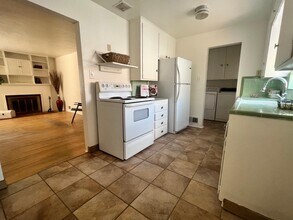 305 Madison St NE in Albuquerque, NM - Building Photo - Building Photo