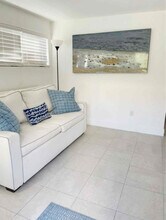 3351 SW 7th St in Miami, FL - Building Photo - Building Photo