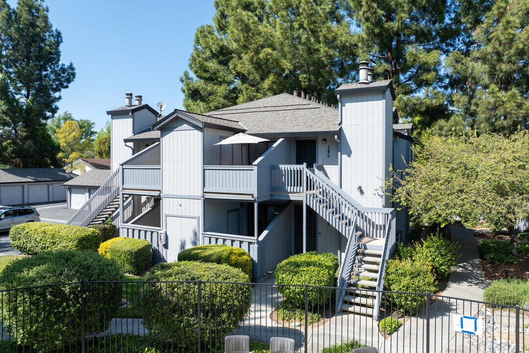 Sunwood Meadows in San Jose, CA - Building Photo