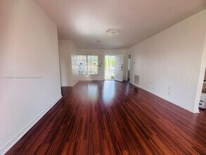 311 SW 49th Ave in Coral Gables, FL - Building Photo - Building Photo