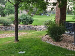 2260 S Vaughn Way in Aurora, CO - Building Photo - Building Photo