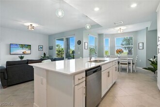 14161 Heritage Landing Blvd, Unit 1122 in Punta Gorda, FL - Building Photo - Building Photo
