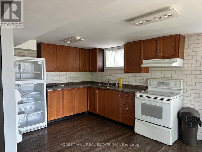 354 Britannia Ave in Bradford West Gwillimbury, ON - Building Photo - Building Photo