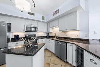 24800 Perdido Beach Blvd in Orange Beach, AL - Building Photo - Building Photo
