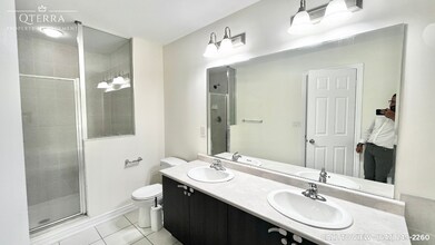 16 Goodsway Trl in Brampton, ON - Building Photo - Building Photo