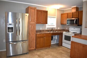 1756 County Rd 3479A in Cleveland, TX - Building Photo - Building Photo