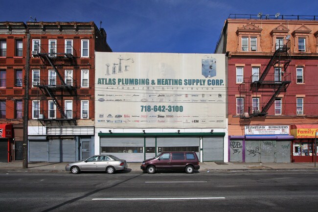 2875 Atlantic Ave in Brooklyn, NY - Building Photo - Building Photo