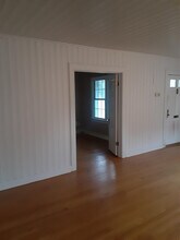 2305 NW 28th St in Oklahoma City, OK - Foto de edificio - Building Photo