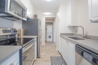 Sunnyvale Crossings in Sunnyvale, CA - Foto de edificio - Interior Photo