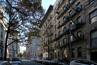 2451-2459 Broadway in New York, NY - Foto de edificio - Building Photo