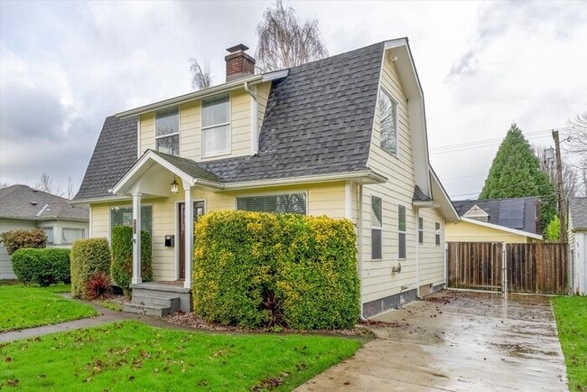 657 22nd Ave in Longview, WA - Building Photo - Building Photo