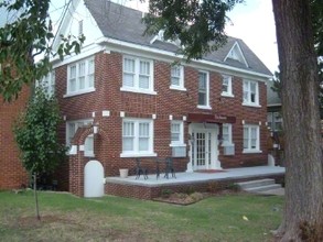 Phoenix Apartments in Oklahoma City, OK - Foto de edificio - Building Photo