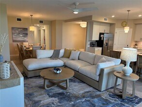 17735 Boracay Ct in Venice, FL - Building Photo - Building Photo