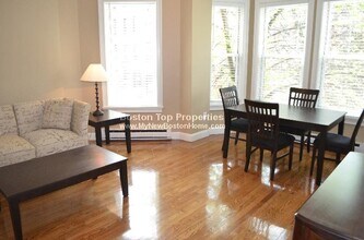 537 Columbus Ave, Unit 2A in Boston, MA - Foto de edificio - Building Photo