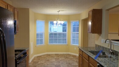 1682 Village Pl Cir NE in Conyers, GA - Building Photo - Building Photo