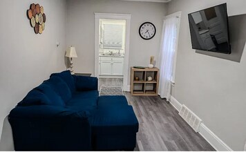 10415-10415 Bernard Ave in Cleveland, OH - Building Photo - Building Photo