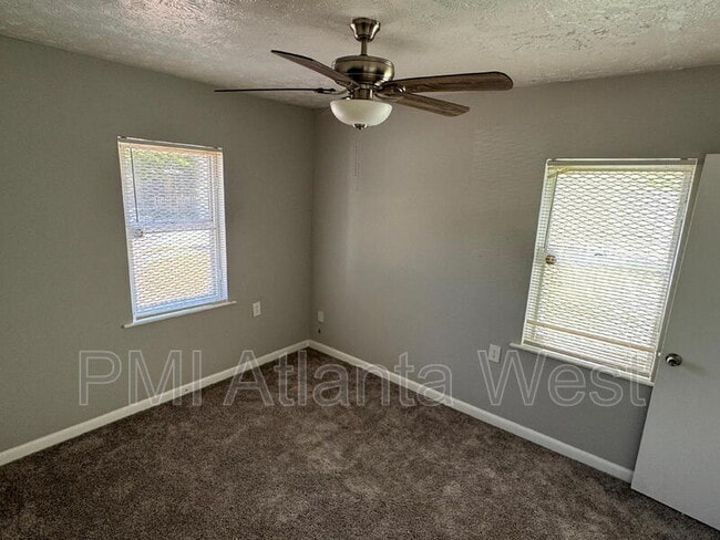 property at 139 Lawton St SW