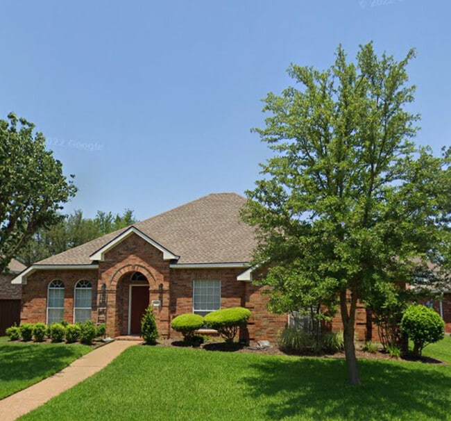 property at 3417 San Patricio Dr