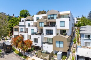 The Regal in Los Angeles, CA - Building Photo
