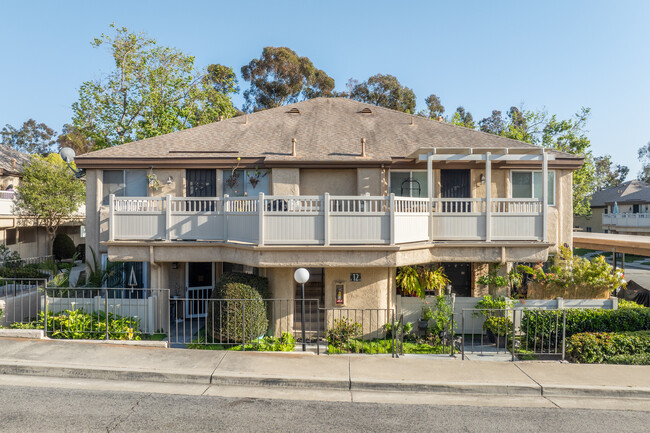 Old Trabuco Highlands in Lake Forest, CA - Building Photo - Building Photo