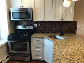 349 Sumner St, Unit #1 in Boston, MA - Building Photo - Building Photo