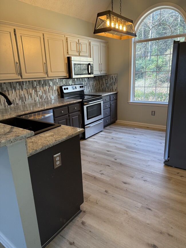 property at 5982 Hwy 81