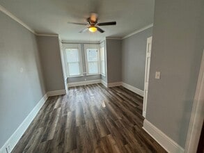 927 13th Ave in Moline, IL - Building Photo - Building Photo