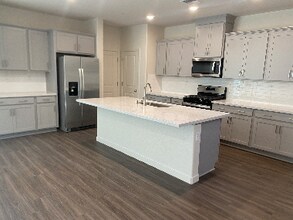 653 Barrett Lk Rd-Unit -HOUSE in West Sacramento, CA - Building Photo - Building Photo