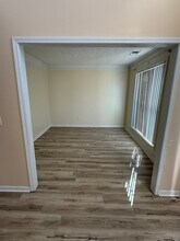 4660 Duval Point Way SW in Snellville, GA - Foto de edificio - Building Photo