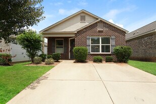 16405 Waterbury Ln in Moundville, AL - Building Photo