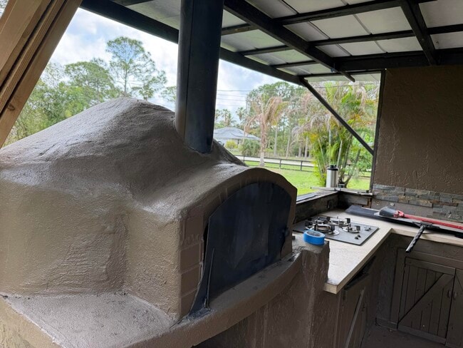 14307 80th Ln N in The Acreage, FL - Building Photo - Building Photo