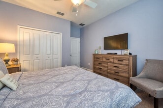 4793 Kings Castle Cir in Kissimmee, FL - Building Photo - Building Photo
