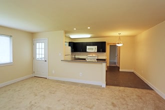 Knightsbridge Apartments in Bensalem, PA - Foto de edificio - Interior Photo