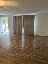 1395 Blackjack Rd in Valley View, TX - Building Photo - Building Photo