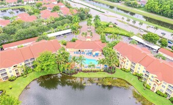 4635 Saint Croix Ln, Unit 1215 in Naples, FL - Building Photo