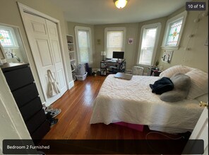 6 Warner St, Unit 1 in Somerville, MA - Building Photo - Building Photo