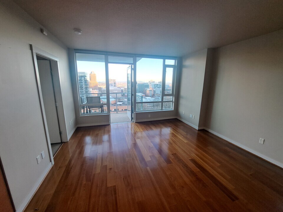 1500 SW 11th Ave in Portland, OR - Building Photo