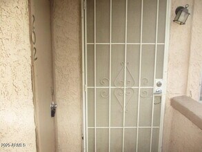 906 N Revere in Mesa, AZ - Building Photo - Building Photo