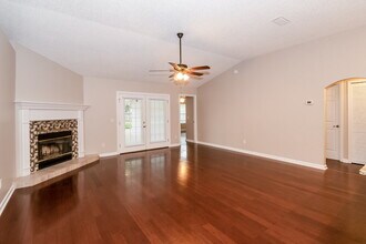 3279 Chad Bourne Dr in Green Cove Springs, FL - Building Photo - Building Photo