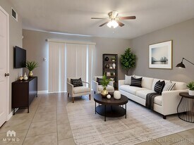 1802 Millhouse Rd in Houston, TX - Building Photo