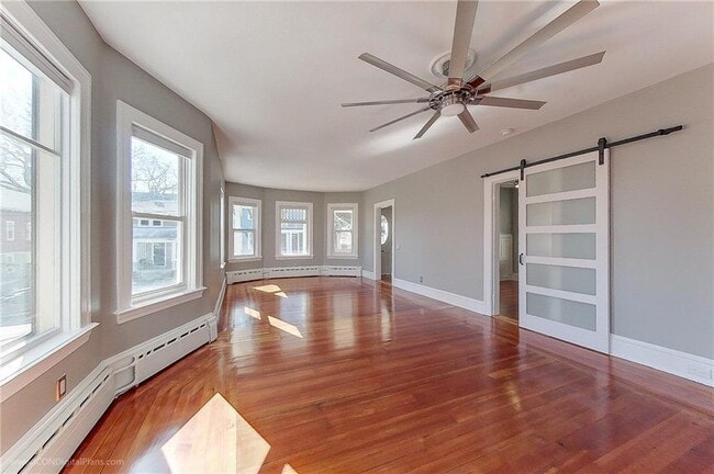84 11th St, Unit 2 in Providence, RI - Building Photo - Building Photo