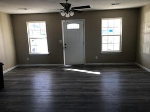 114 Diane Ct in Shepherdsville, KY - Building Photo - Building Photo