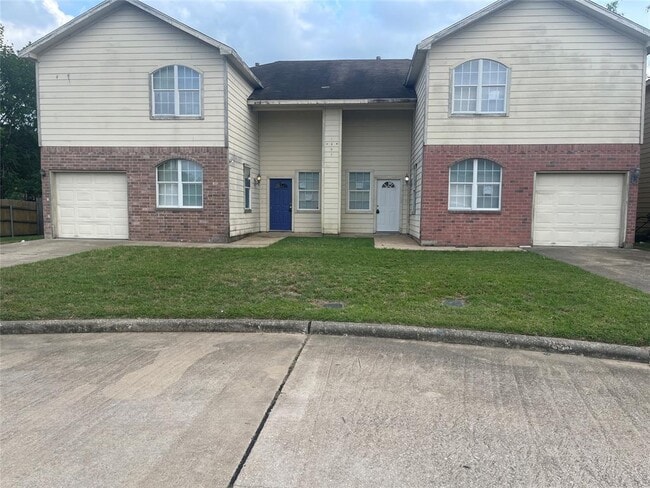 6403 Waldron Dr