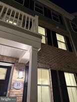 10 Barbine Wy in Bridgeport, PA - Building Photo