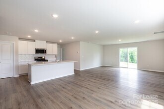 10350 Chatham Run Ln in Charlotte, NC - Building Photo - Building Photo