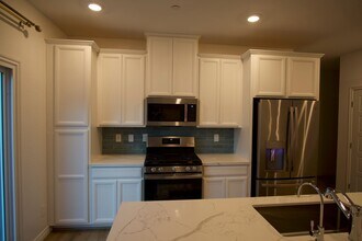 7342 N Decatur Blvd in Las Vegas, NV - Building Photo - Building Photo