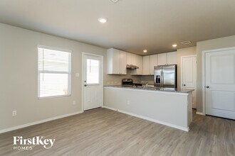 10719 Prusiner Dr in Converse, TX - Building Photo - Building Photo