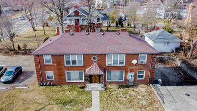 College Hill Apartments in Dayton, OH - Building Photo - Building Photo