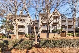 212 W 10th St, Unit 4 in Charlotte, NC - Building Photo